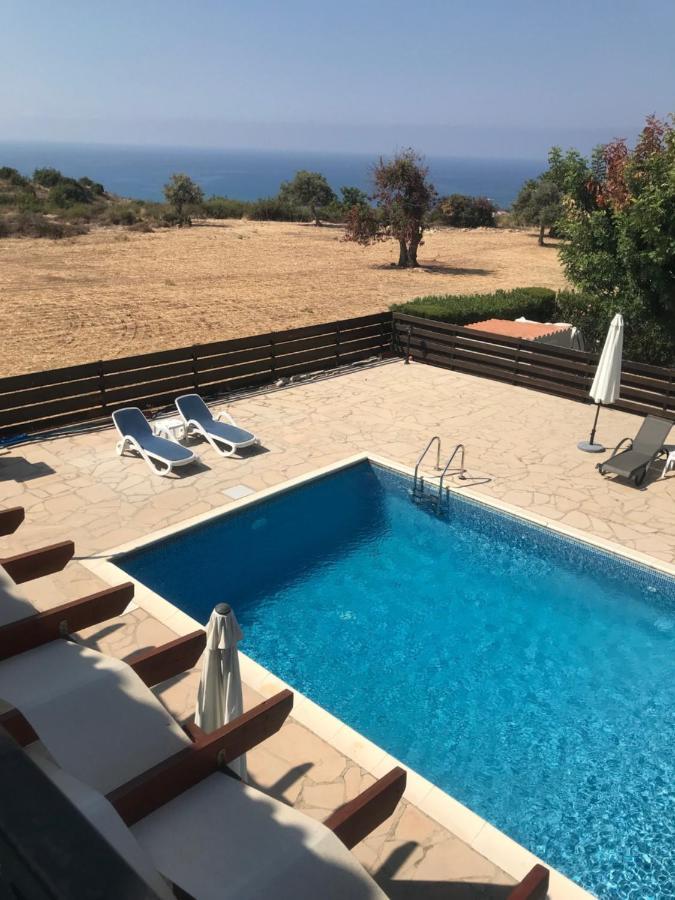 Lilly Villa Peyia Exterior photo