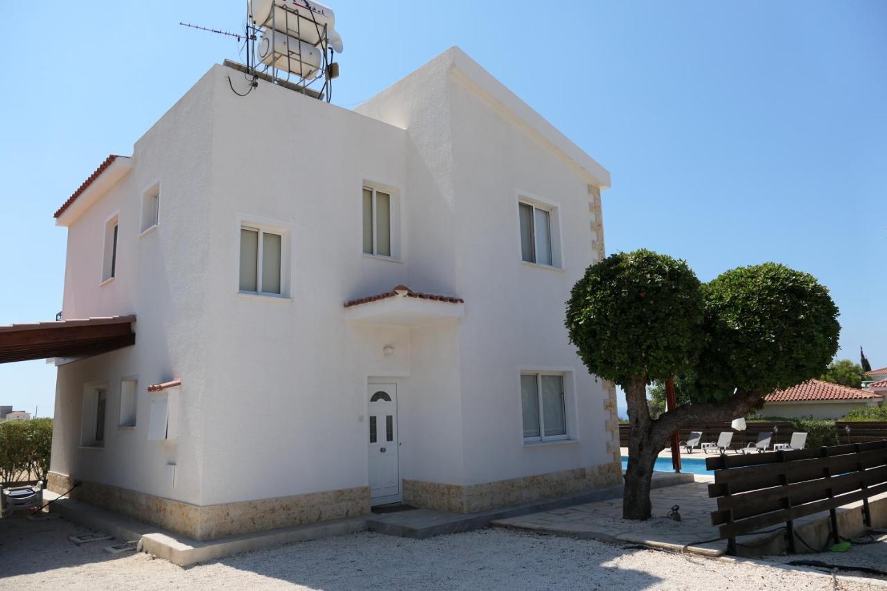 Lilly Villa Peyia Exterior photo
