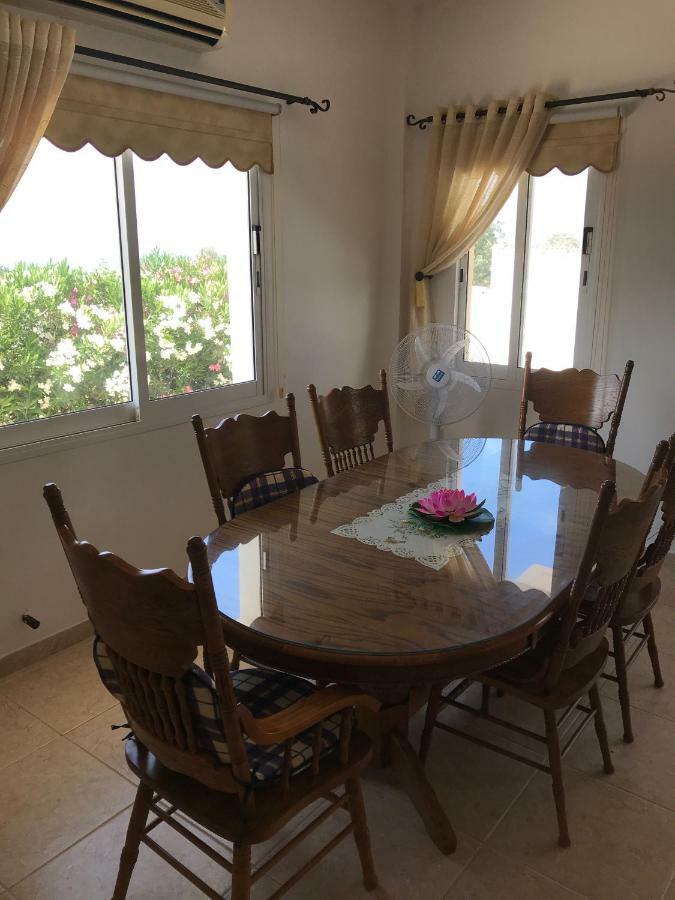 Lilly Villa Peyia Exterior photo